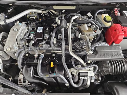 Certified 2021 Nissan Sentra SV FWD image 30