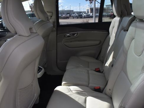 Used 2023 Volvo XC90 B6 Ultimate w/ Protection Package Premier image 16