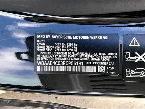 Used 2024 BMW 840i xDrive Coupe w/ Driving Assistance Package image 41