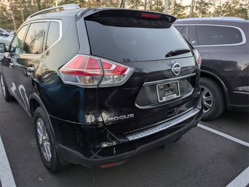 Used 2015 Nissan Rogue SV image 4