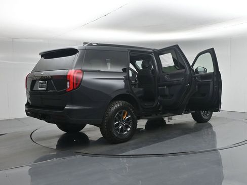 New 2026 Ford Expedition Tremor image 33