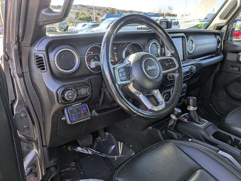 Used 2021 Jeep Gladiator Overland w/ Popular Equipment Package image 14