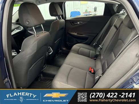 Used 2021 Chevrolet Malibu LT FWD image 11