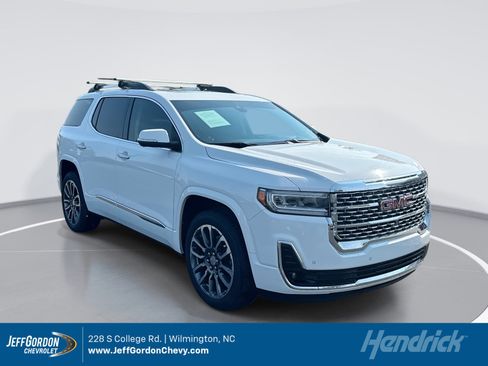 Used 2020 GMC Acadia Denali w/ Technology Package FWD image 1