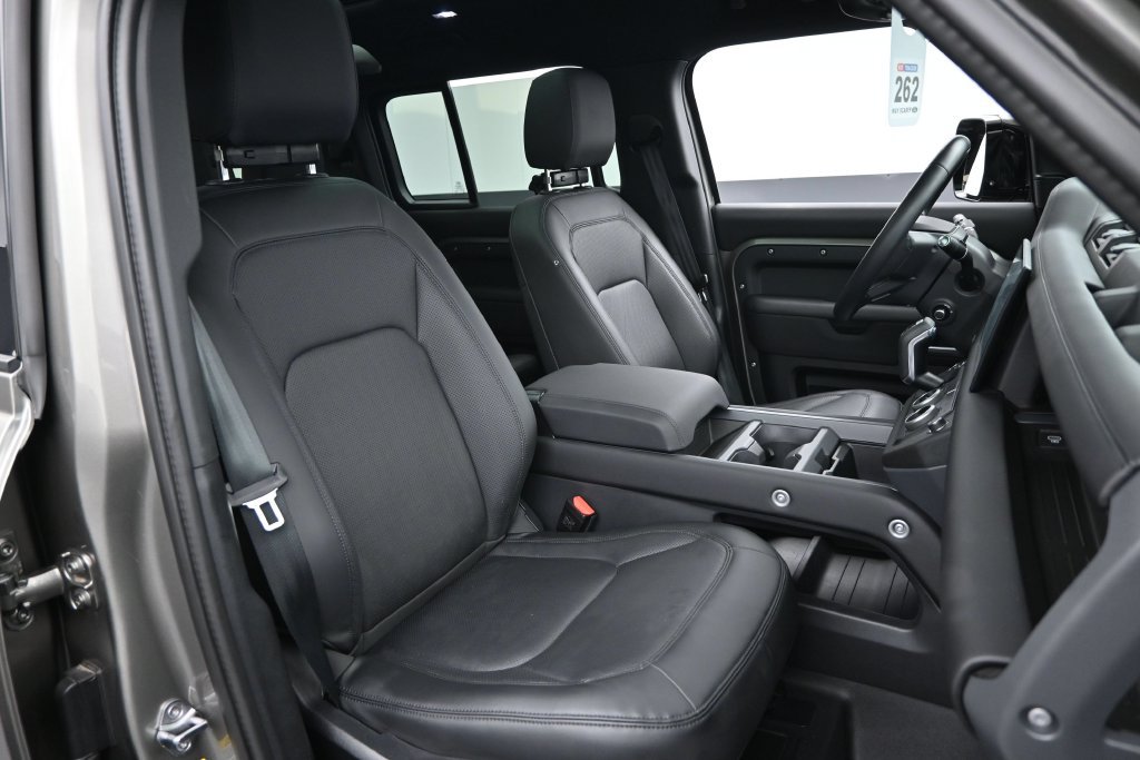 Used 2025 Land Rover Defender 110 S AWD/4WD image 25