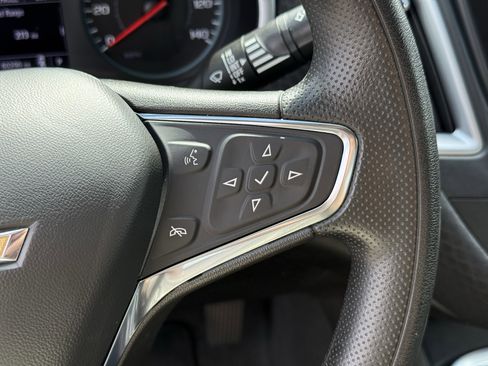 Used 2023 Chevrolet Malibu LT image 17