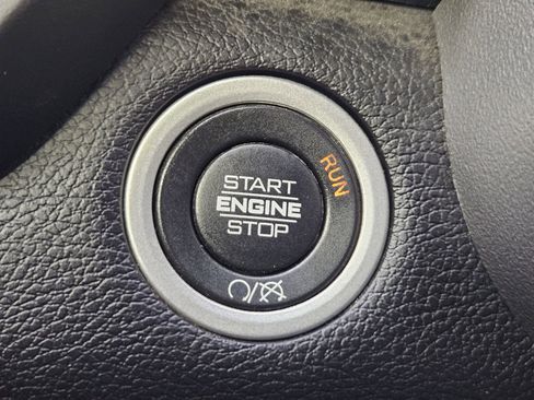 Used 2024 RAM 3500 Big Horn image 25