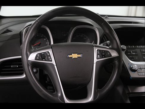 Used 2017 Chevrolet Equinox Premier w/ Enhanced Convenience Package AWD/4WD image 7