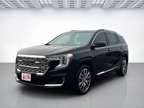 Used 2023 GMC Terrain Denali image 8