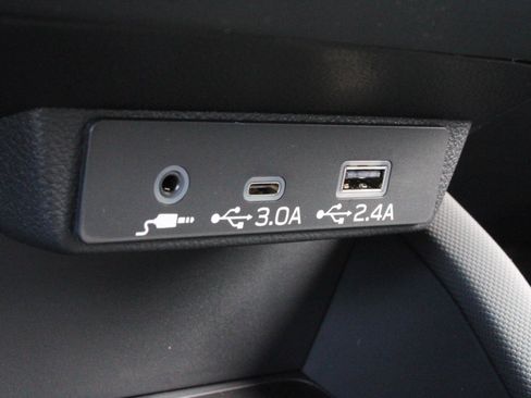 Certified 2025 Subaru Forester Sport AWD/4WD image 28