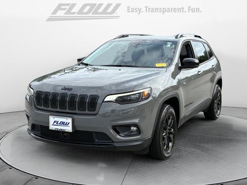 Used 2023 Jeep Cherokee Altitude Lux w/ Lux Elite Package AWD/4WD image 4