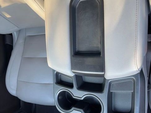 Certified 2022 GMC Sierra 1500 SLT image 25