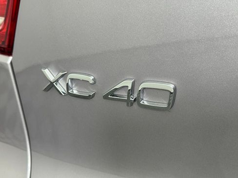 New 2026 Volvo XC40 B5 Plus w/ Protection Package Premier AWD/4WD image 6