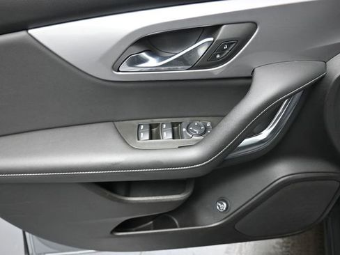 Used 2024 Chevrolet Blazer LT w/ Convenience Package image 7