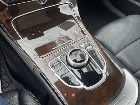 Used 2017 Mercedes-Benz C 300 Sedan image 26