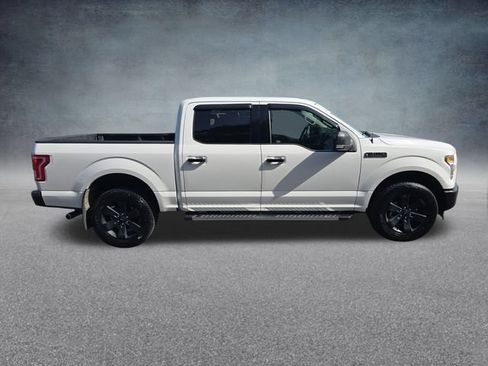 Used 2017 Ford F150 XLT w/ Equipment Group 301A Mid AWD/4WD image 8