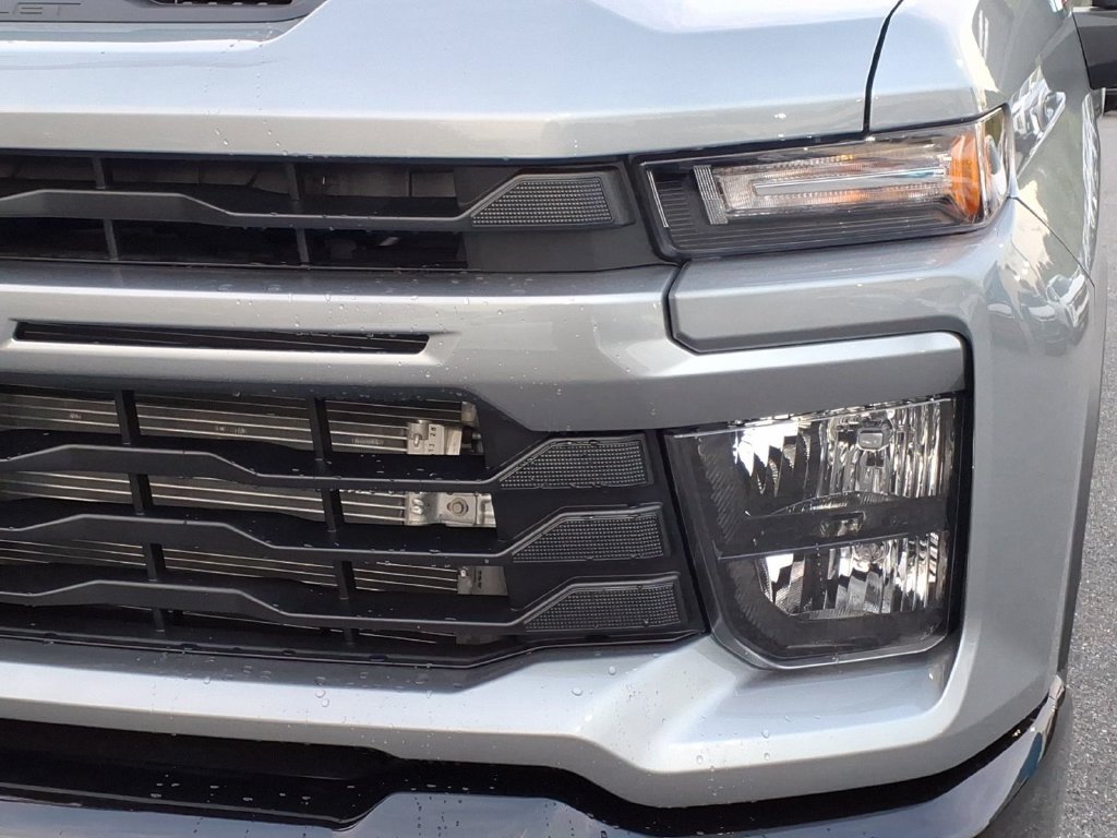 New 2026 Chevrolet Silverado 2500 Custom w/ Custom Value Package AWD/4WD image 8
