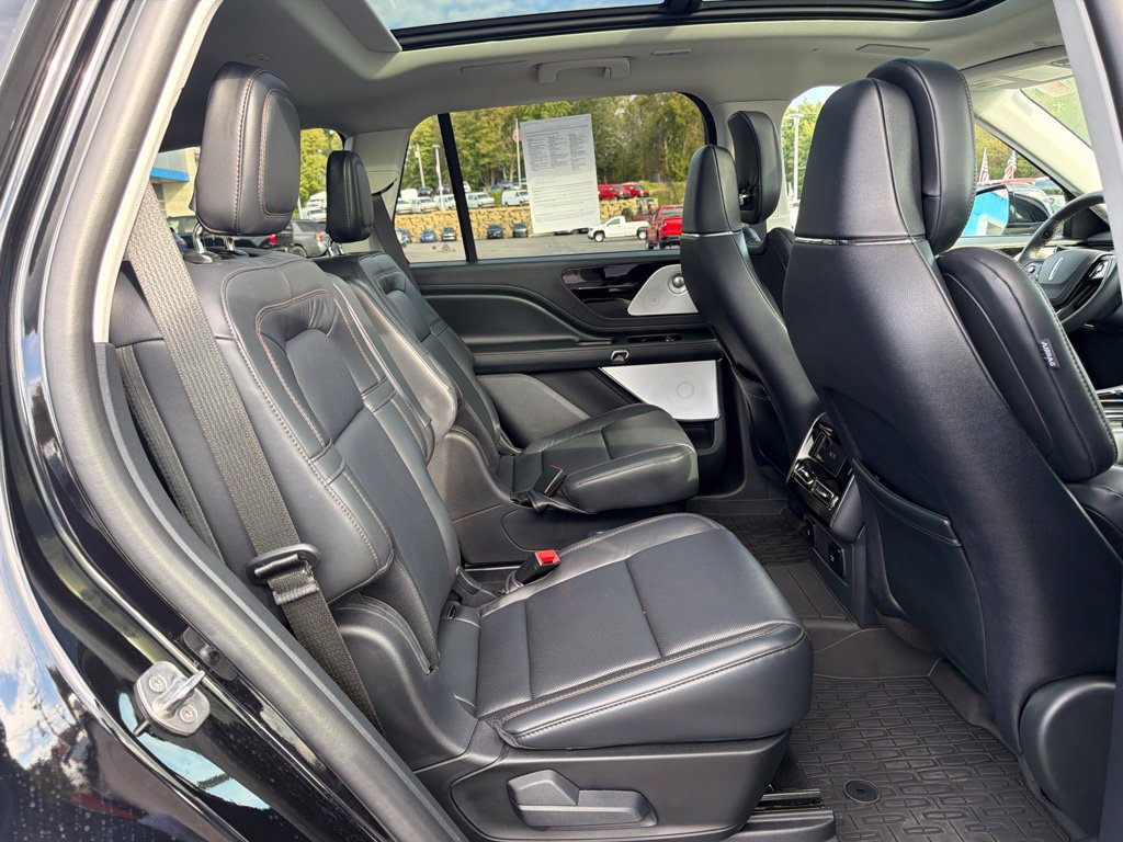 Used 2026 Lincoln Aviator Reserve AWD/4WD image 40