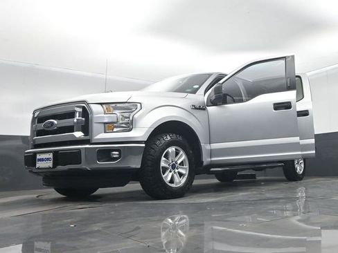 Used 2015 Ford F150 XLT w/ Trailer Tow Package RWD image 68