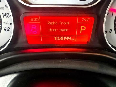 Used 2017 FIAT 500L Trekking image 14