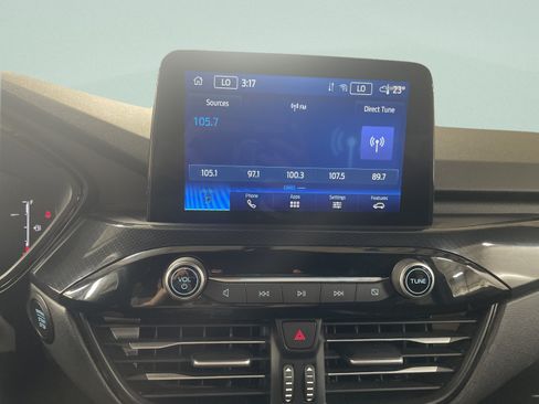 Used 2025 Ford Escape ST-Line AWD/4WD image 21
