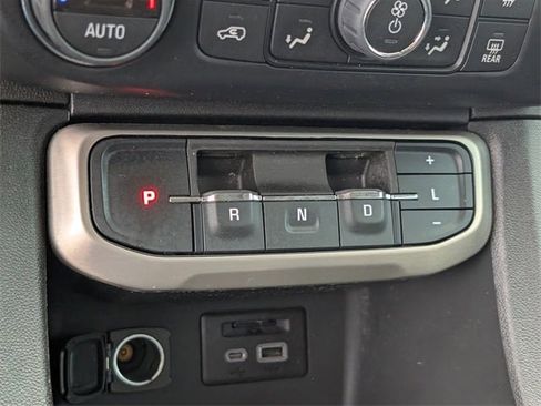 Used 2022 GMC Acadia Denali w/ Denali Ultimate Package image 20