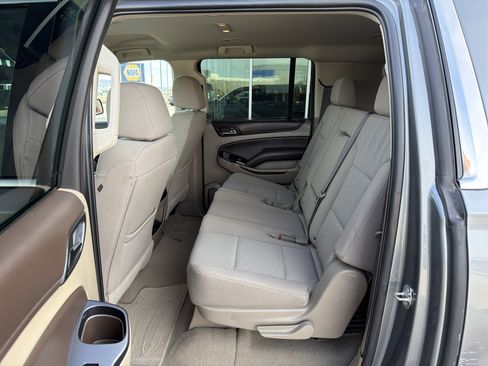 Used 2020 Chevrolet Suburban LS image 10
