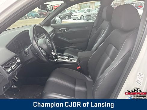 Used 2024 Honda Civic Sport image 9