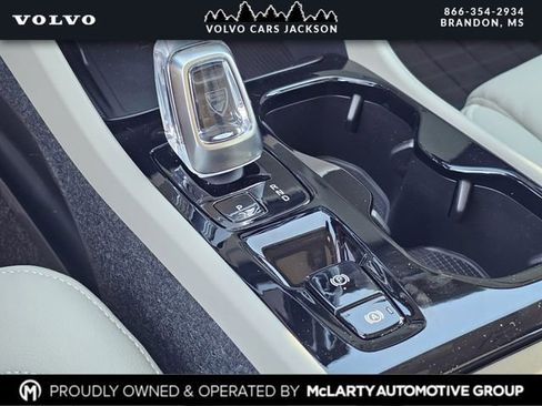 New 2026 Volvo XC40 B5 Ultra w/ Protection Package Premier AWD/4WD image 23