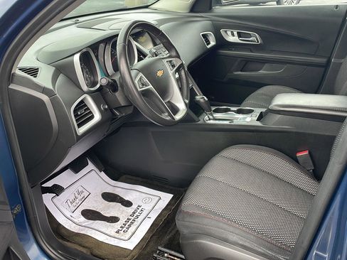 Used 2017 Chevrolet Equinox LT w/ Convenience Package FWD image 9