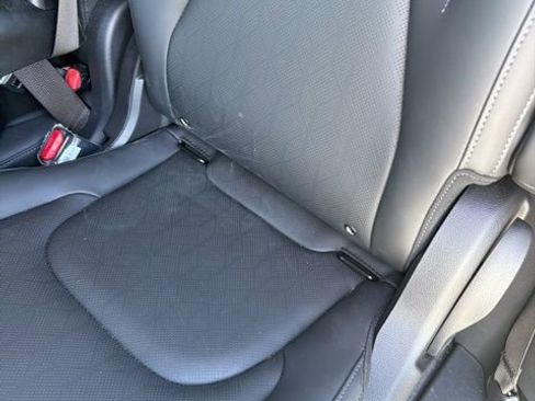 Used 2026 Kia Carnival image 12