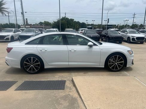 Used 2025 Audi A6 Premium Plus w/ Premium Plus Package AWD/4WD image 6
