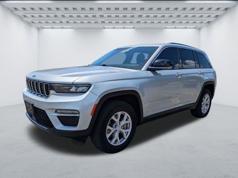 Used 2022 Jeep Grand Cherokee Limited AWD/4WD image 8