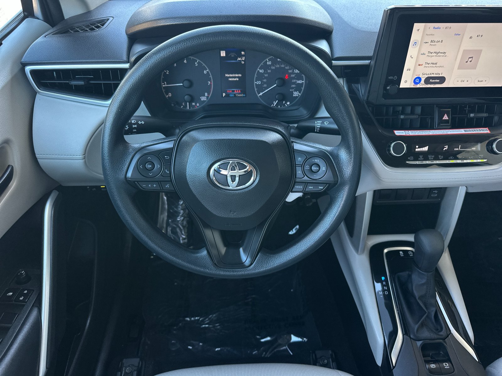 Used 2025 Toyota Corolla Cross L FWD image 13