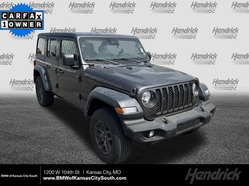 Used 2024 Jeep Wrangler Unlimited Sport AWD/4WD image 1