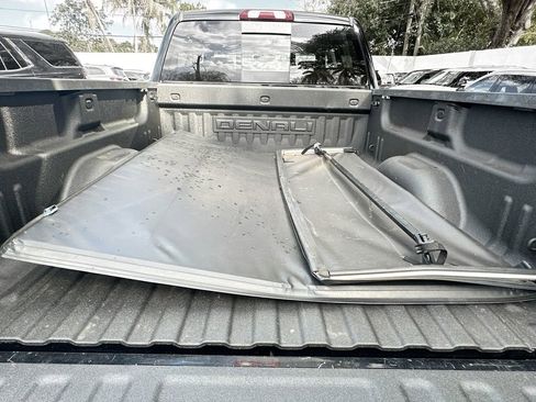 Used 2018 GMC Sierra 1500 Denali AWD/4WD image 29