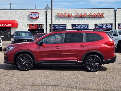 Used 2022 Subaru Ascent Onyx Edition AWD/4WD image 2