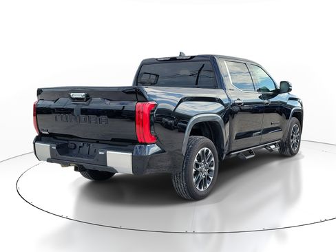 Used 2025 Toyota Tundra Limited AWD/4WD image 6