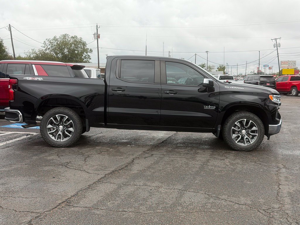 Used 2023 Chevrolet Silverado 1500 LT AWD/4WD image 5