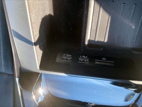 Used 2019 Audi A8 L 3.0T w/ Executive Package image 26