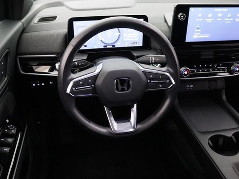 Used 2024 Honda Prologue EX image 12