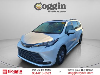 Used 2025 Toyota Sienna XLE