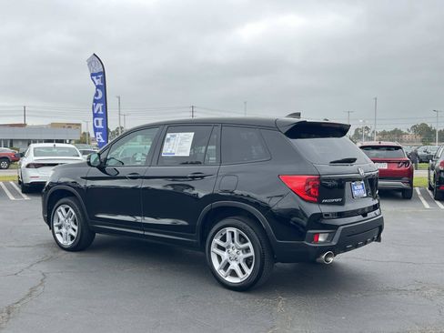 Used 2024 Honda Passport EX-L image 3