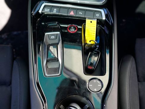 Used 2022 Audi e-tron GT Premium Plus image 43