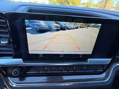 Used 2024 Chevrolet Silverado 1500 LT Trail Boss w/ Convenience Package II image 22