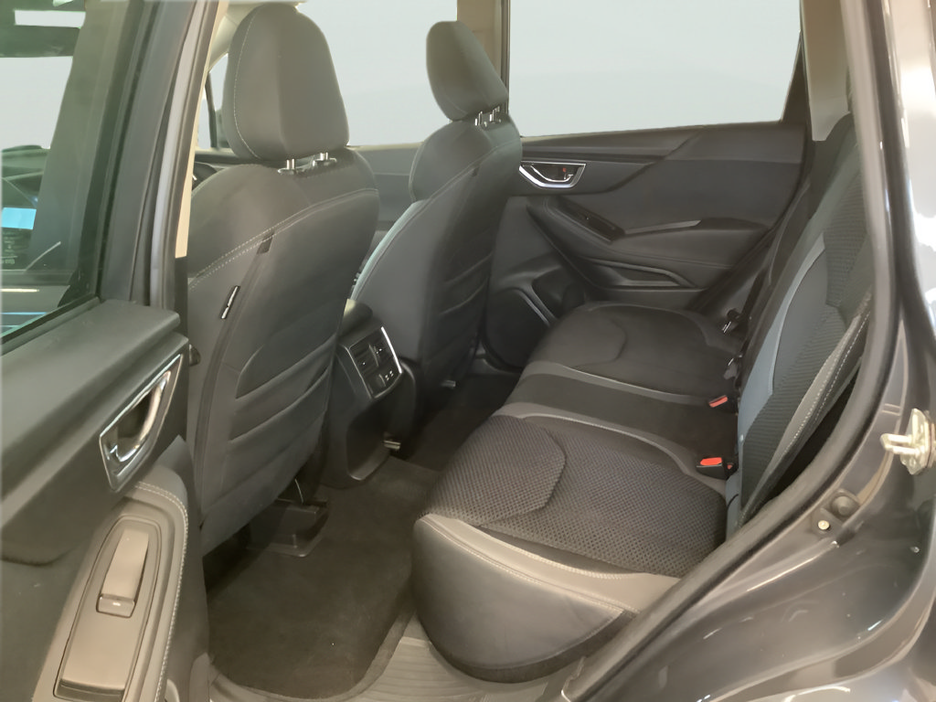 Used 2021 Subaru Forester Premium AWD/4WD image 17