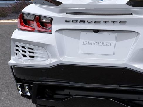 New 2025 Chevrolet Corvette E-Ray w/ ZER Performance Package image 14
