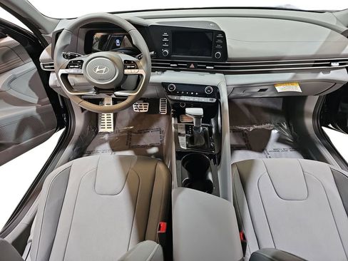 New 2026 Hyundai Elantra SEL Sport Premium FWD image 9