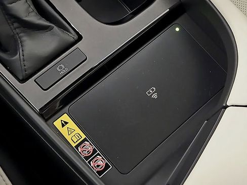 Used 2024 Lexus ES 350 350 w/ Premium Package image 29