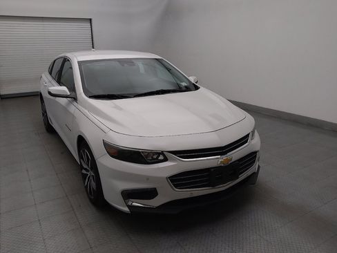 Used 2018 Chevrolet Malibu LT w/ Driver Confidence Package FWD image 14